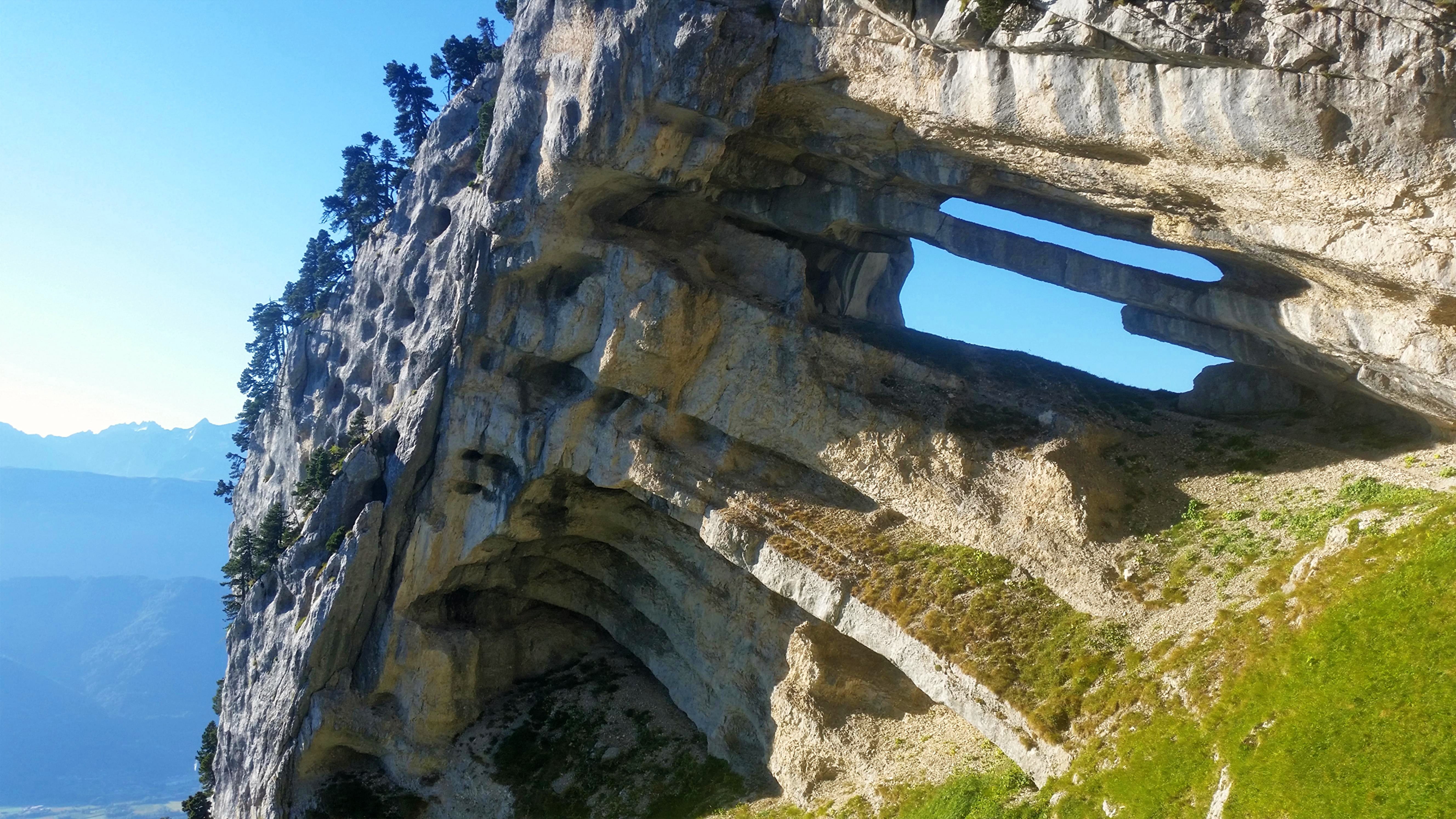 randonnée  à la Tour Percée ou Tour Isabelle  massif de la Chartreuse